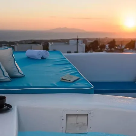 Santorini Traditional Cute House W Private Hot Tub * Fira (Santorini)