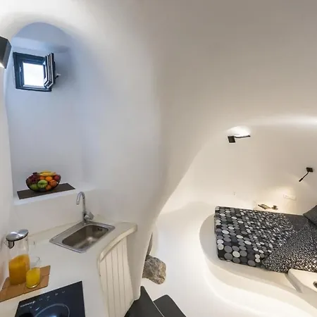 شقة Santorini Traditional Cute House W Private Hot Tub *